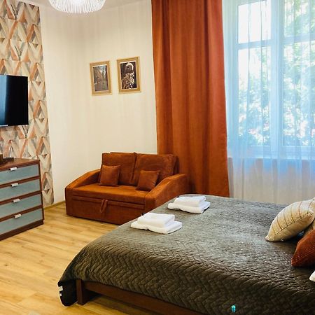 St. Cross Apartment Краков Экстерьер фото